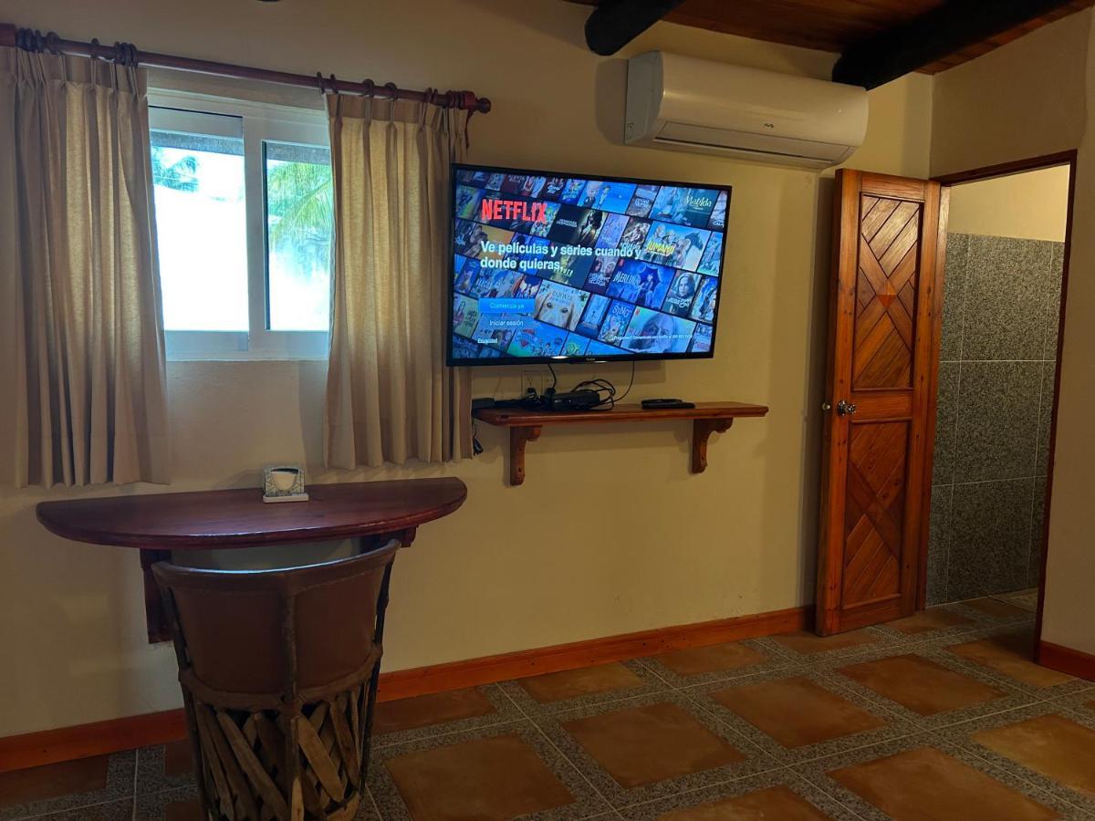 The Diving Lodge Downtown Puerto Morelos Extérieur photo