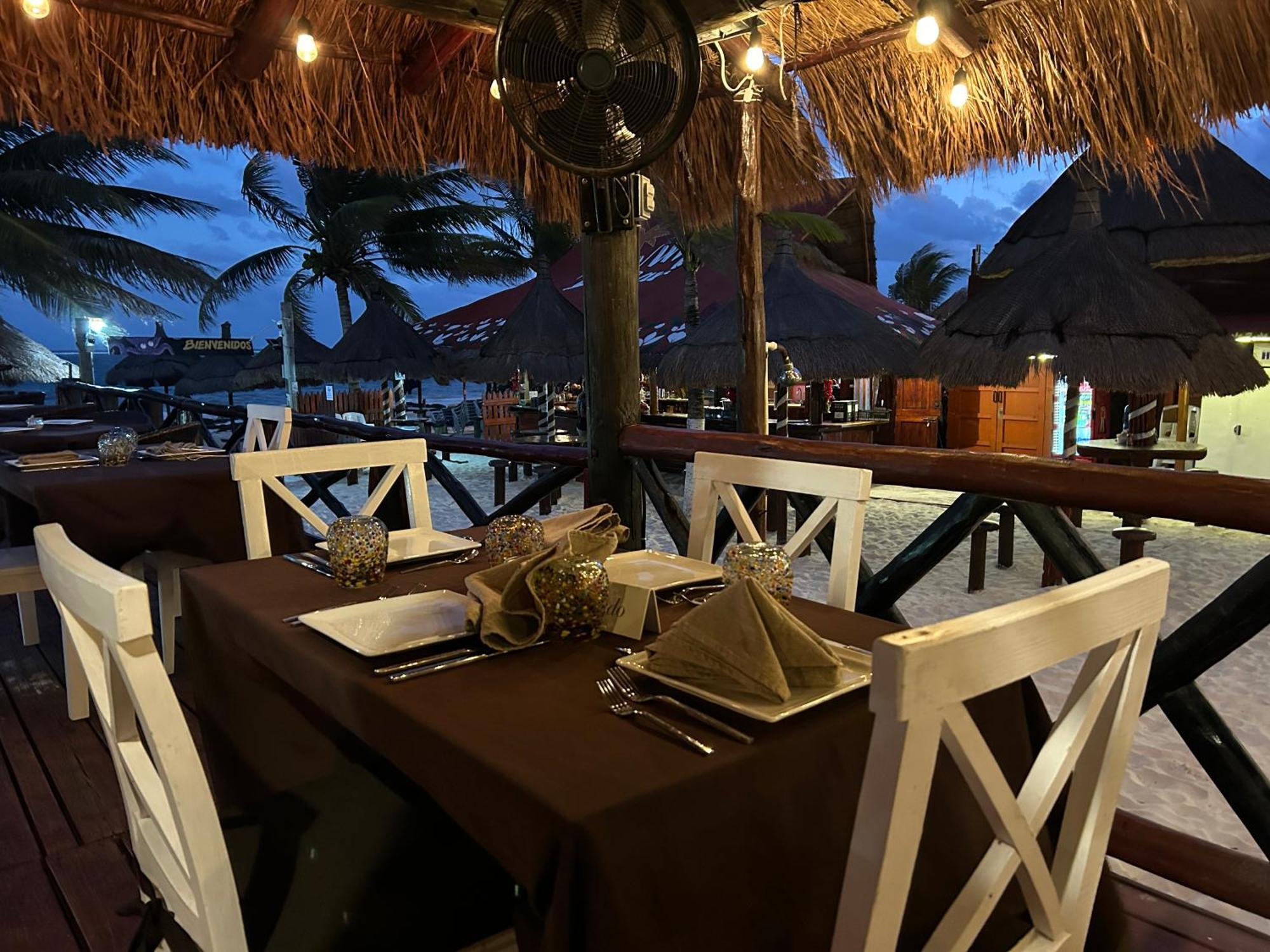 The Diving Lodge Downtown Puerto Morelos Extérieur photo