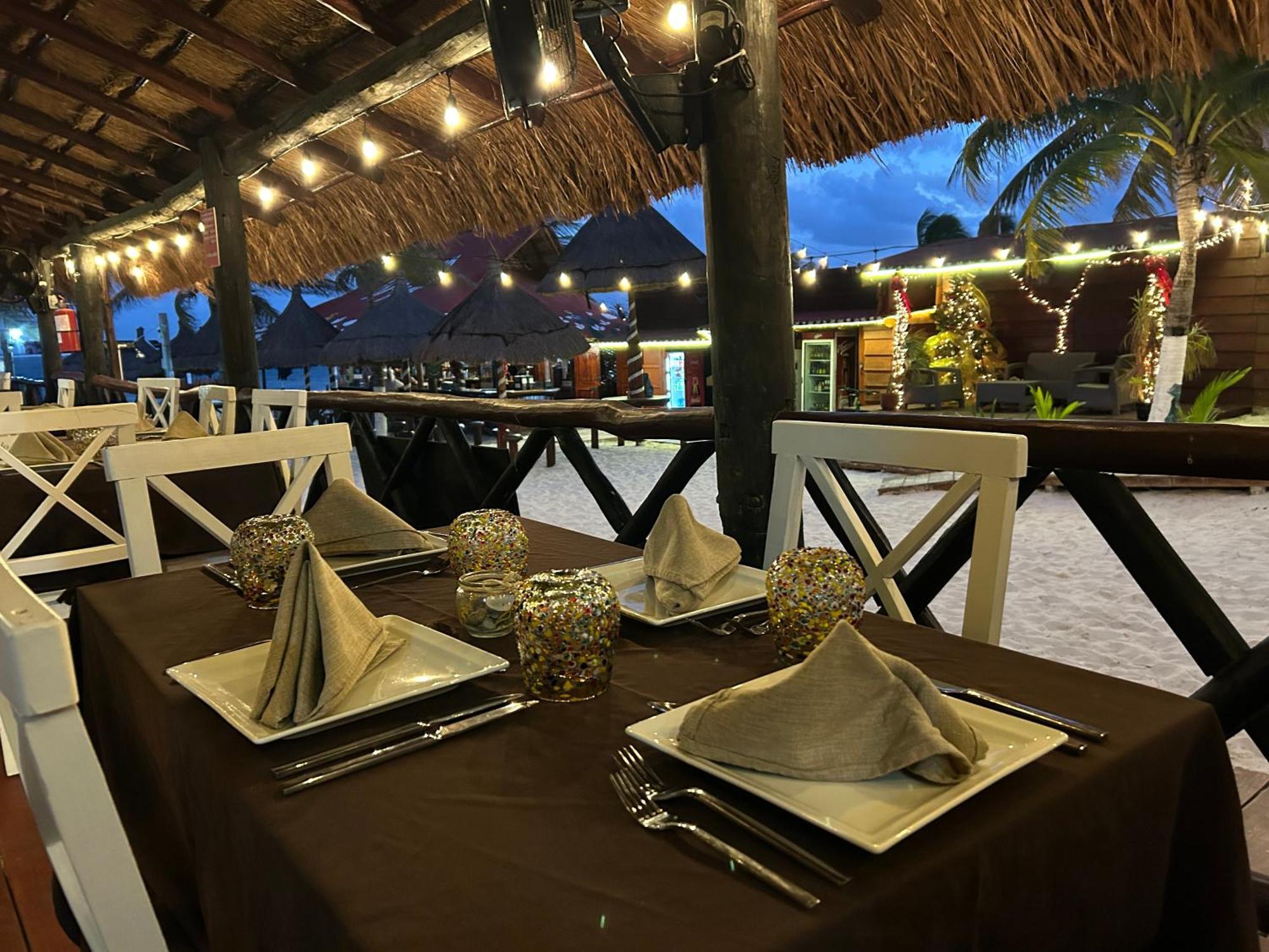 The Diving Lodge Downtown Puerto Morelos Extérieur photo